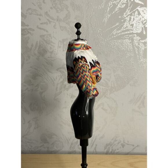 Rainbow High Winter Break Sunny Madison Replacement Jacket Puffy Rainbow - Picture 2 of 4